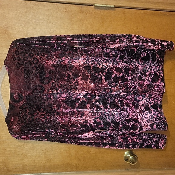 Venus Crushed Velvet Top - Picture 5 of 7